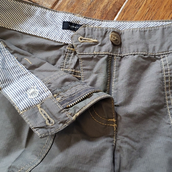 Tommy Hilfiger shorts - Picture 5 of 5